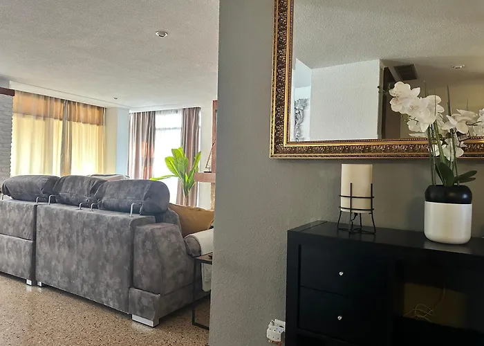 Nogalera By Jzr טורמולינוס